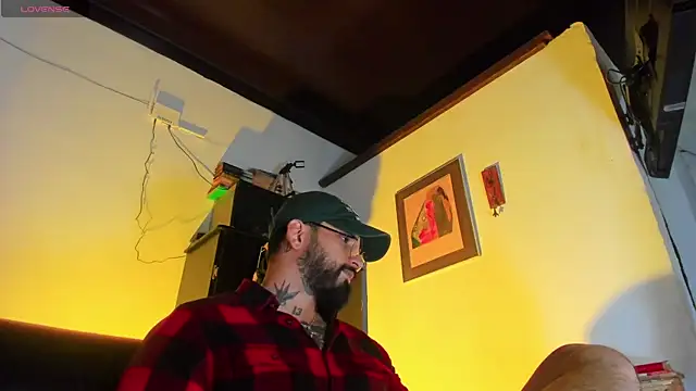 CamiloGray  online show from 10-17-25, 03:25