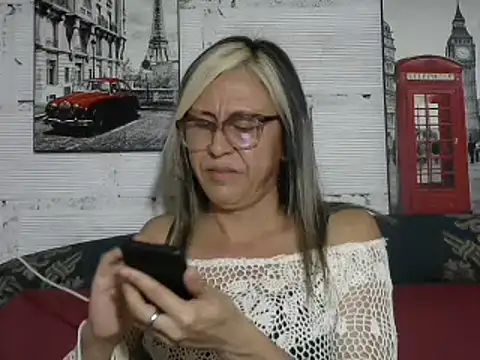 Snapshot of divahot08 chatting on 12-07-24, 09:22 divahot08 online show from 12-07-24, 09:22