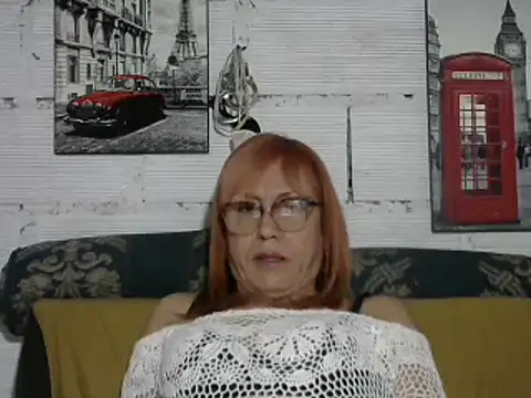 Snapshot of divahot08 chatting on 03-08-25, 01:47 divahot08 online show from 03-08-25, 01:47