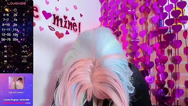 Snapshot of cutesarah_ chatting on 02-11-25, 11:22 cutesarah  online show from 02-11-25, 11:22