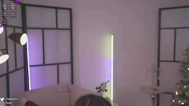 Snapshot of Gigi_ohlala chatting on 12-15-24, 12:07 Gigi ohlala online show from 12-15-24, 12:07