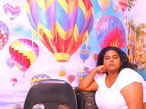 Snapshot of Indianfairy99 chatting on 12-19-24, 10:21 Indianfairy99 online show from 12-19-24, 10:21