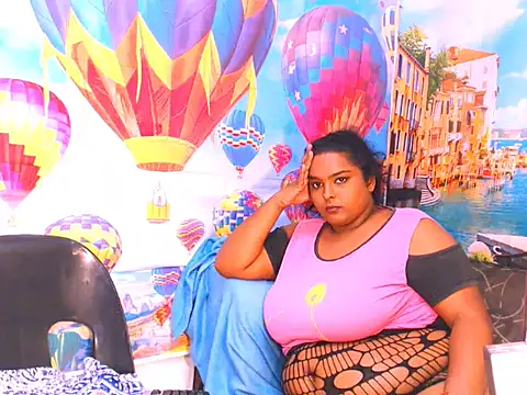 Snapshot of Indianfairy99 chatting on 02-01-25, 04:24 Indianfairy99 online show from 02-01-25, 04:24