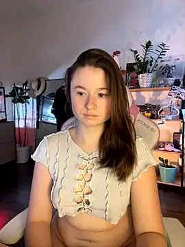 Snapshot of sweetest_pie chatting on 09-24-25, 03:15 sweetest pie online show from 09-24-25, 03:15
