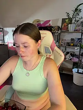 sweetest pie online show from 07-15-26, 06:46