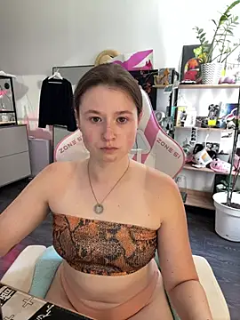 sweetest pie online show from 07-17-26, 10:33