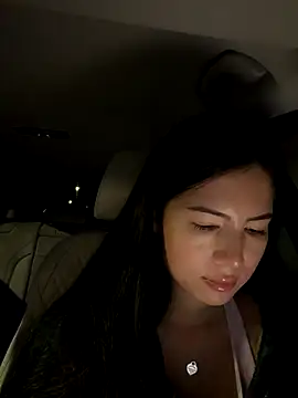 clairewntr online show from 10-29-25, 09:16