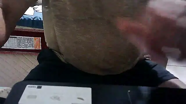 eduar570 online show from 11-11-25, 12:21