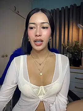 Jasmine Elcock online show from 05-05-26, 12:18