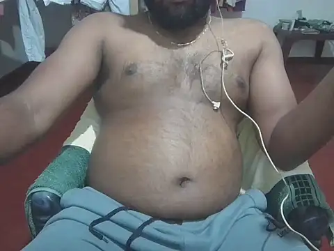 Snapshot of rmshm chatting on 10-25-25, 04:35 rmshm online show from 10-25-25, 04:35