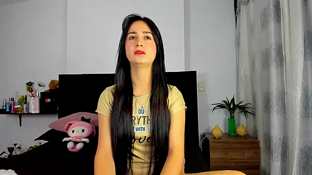 AndreaStivens online show from 12-18-25, 10:21