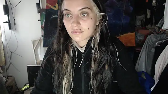 mariecam420 online show from 03-21-25, 04:29