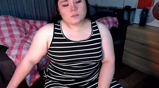 Snapshot of mysticofcum chatting on 03-12-25, 04:51 mysticofcum online show from 03-12-25, 04:51