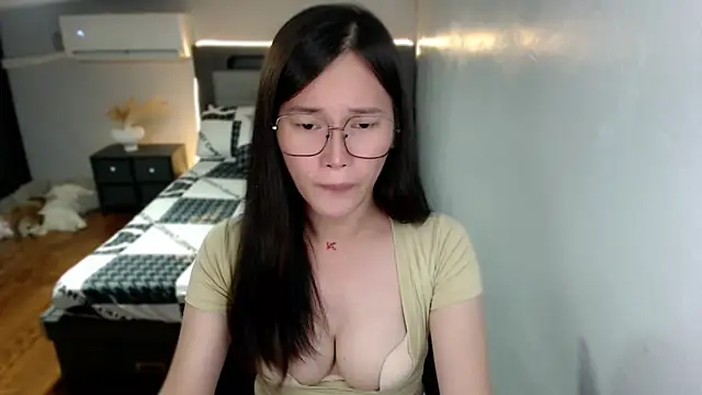 AmazingLuchie online show from 05-29-26, 05:27
