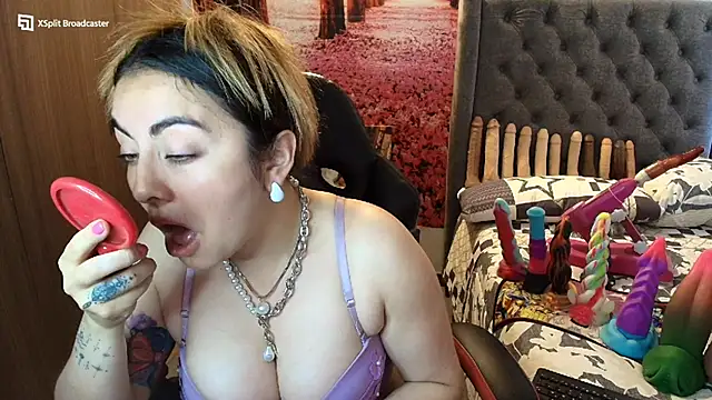 sofia23dirty online show from 10-13-25, 08:31