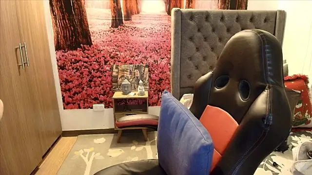 sofia23dirty online show from 12-15-25, 10:25