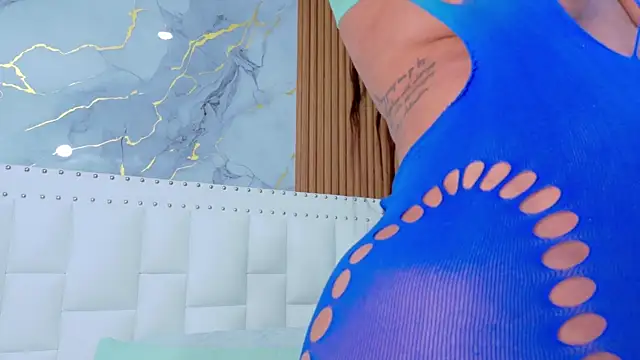 IrresistibleMilf online show from 10-01-25, 03:29