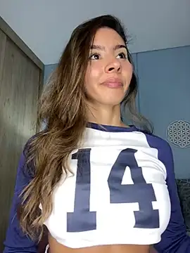 Snapshot of RouseColins chatting on 01-13-25, 03:01 RouseColins online show from 01-13-25, 03:01