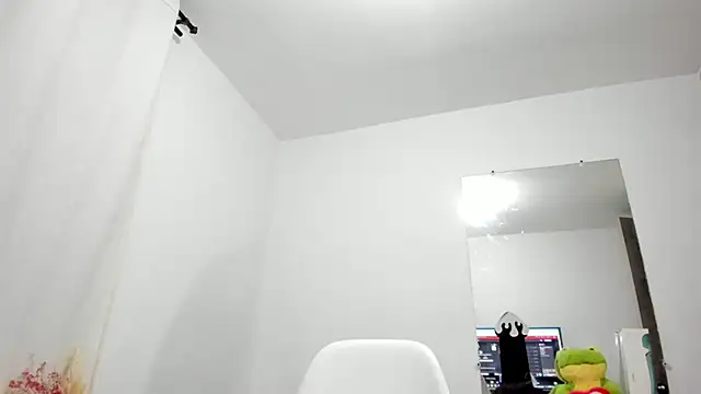 esmeraldamfc online show from 02-25-25, 12:58