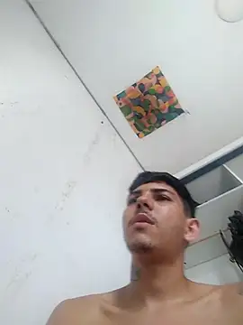 Snapshot of eu_poseison chatting on 03-18-25, 04:59 eu poseison online show from 03-18-25, 04:59