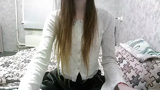 KittyBounty online show from 12-19-25, 03:19