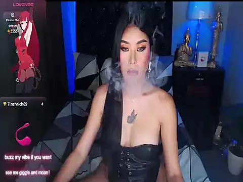 Snapshot of BigCockGODDESS chatting on 12-18-24, 02:49 BigCockGODDESS online show from 12-18-24, 02:49