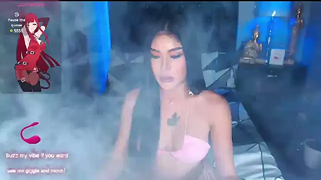 Snapshot of BigCockGODDESS chatting on 12-23-24, 12:30 BigCockGODDESS online show from 12-23-24, 12:30