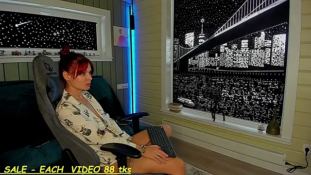 Snapshot of SandyChris chatting on 03-07-25, 08:56 SandyChris online show from 03-07-25, 08:56