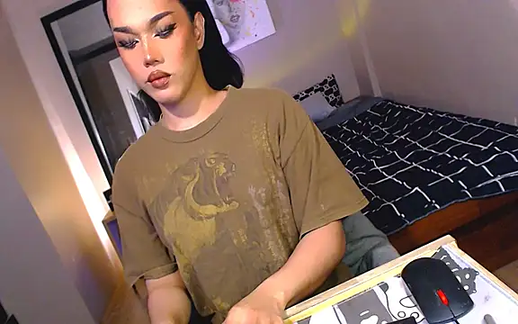 Ur temptress sam online show from 03-05-25, 06:23