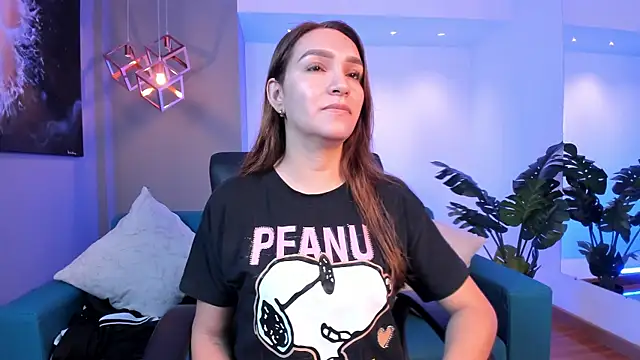 Snapshot of miataylorr1 chatting on 11-26-25, 12:28 miataylorr1 online show from 11-26-25, 12:28