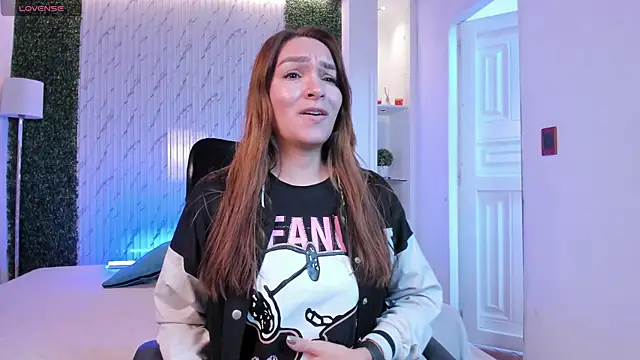 Snapshot of miataylorr1 chatting on 12-05-25, 11:41 miataylorr1 online show from 12-05-25, 11:41