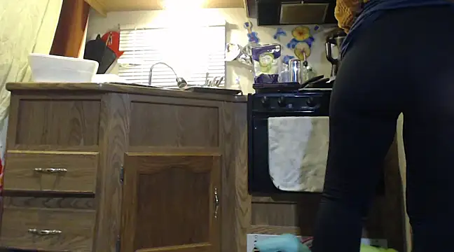 sexyinpantyhose online show from 12-27-24, 05:42