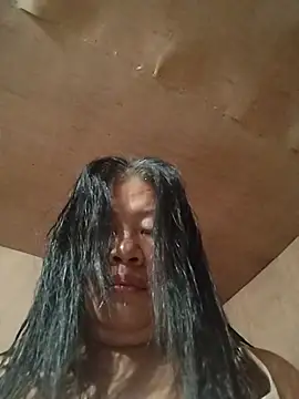 Snapshot of lickmepussy21 chatting on 06-17-26, 03:35 lickmepussy21 online show from 06-17-26, 03:35