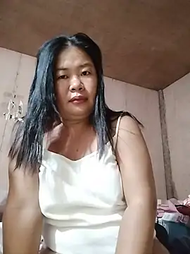 Snapshot of lickmepussy21 chatting on 07-05-26, 01:51 lickmepussy21 online show from 07-05-26, 01:51