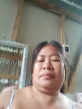 Snapshot of lickmepussy21 chatting on 07-19-26, 12:47 lickmepussy21 online show from 07-19-26, 12:47