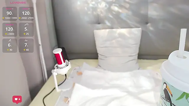 Snapshot of Anne-Sweet chatting on 03-14-25, 03:37 Anne-Sweet online show from 03-14-25, 03:37