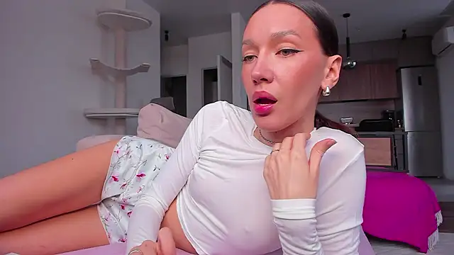 Snapshot of bestfootfetish chatting on 02-28-26, 09:10 bestfootfetish online show from 02-28-26, 09:10