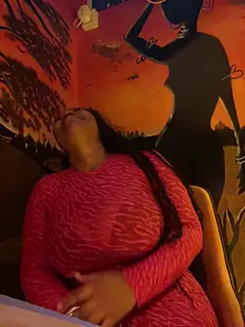 Hyra Ari online show from 11-18-25, 04:44