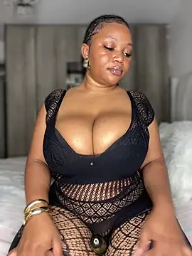 Hyra Ari online show from 02-14-26, 08:16