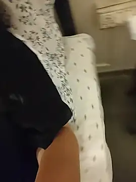 Susannemilf online show from 04-06-26, 04:10