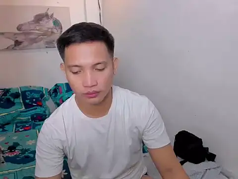 xSebastian19 online show from 12-21-25, 09:33