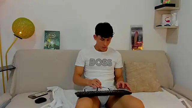 logan thomas online show from 10-28-25, 02:09