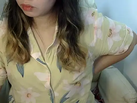    zurIII09  online show from 09-27-25, 11:10