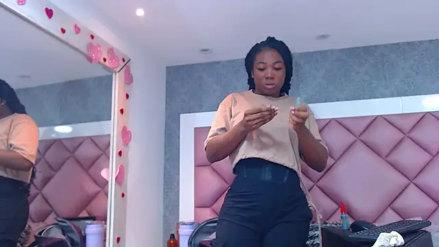 DanielaDuff online show from 03-18-26, 07:17