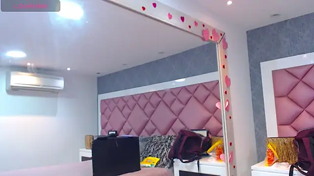 Snapshot of DanielaDuff chatting on 06-05-26, 07:19 DanielaDuff online show from 06-05-26, 07:19