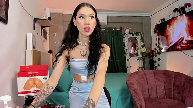 Snapshot of EnchantressFuckXxx chatting on 05-05-26, 02:47 EnchantressFuckXxx online show from 05-05-26, 02:47