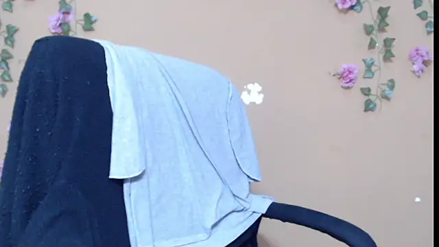 Hellensextits online show from 12-24-24, 04:30