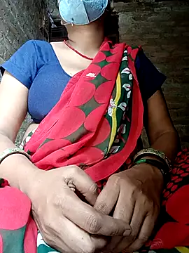 Snapshot of Lattika-Bhabhi chatting on 09-13-25, 07:41 Lattika-Bhabhi online show from 09-13-25, 07:41