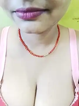 Snapshot of Lattika-Bhabhi chatting on 07-05-26, 10:11 Lattika-Bhabhi online show from 07-05-26, 10:11