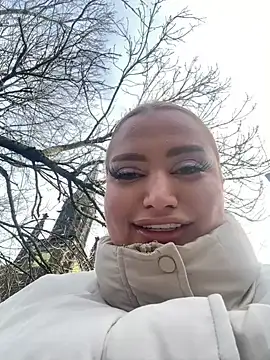 Snapshot of EmiliaPetrova chatting on 12-24-24, 09:39 EmiliaPetrova online show from 12-24-24, 09:39